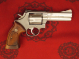 Smith & Weson - S&W 686-2 Fangschussrevolver